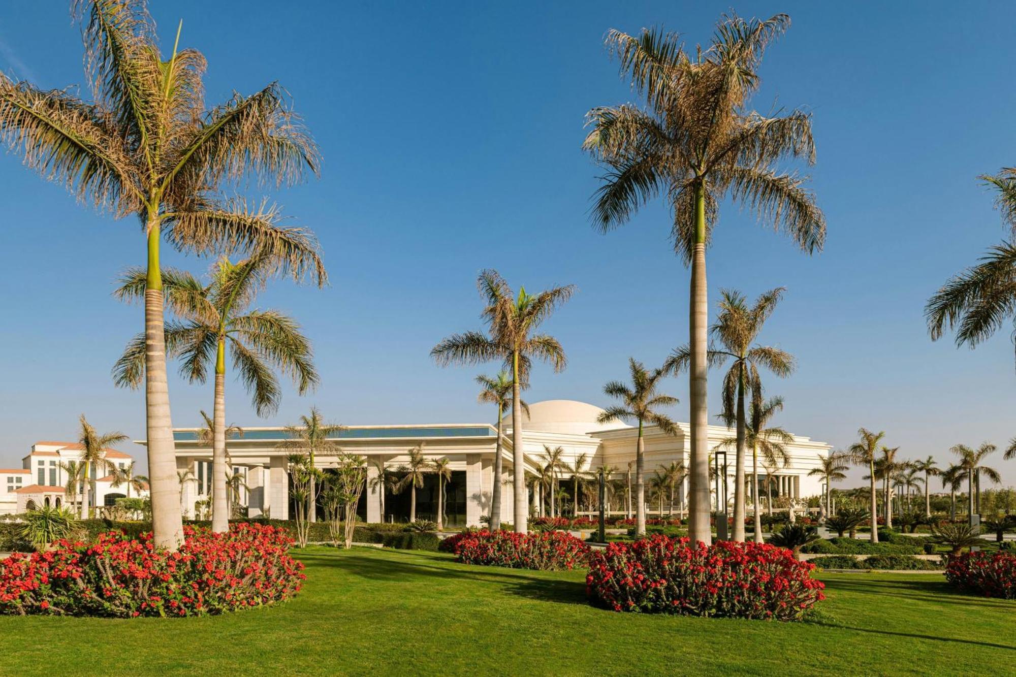 The St Regis New Capital Cairo Hotel Buitenkant foto The Palm Beach Convention Center
